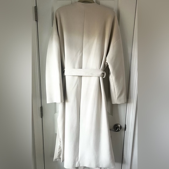H&M mid length Coat with tie wrap- Cream, size Large - Picture 2 of 6
